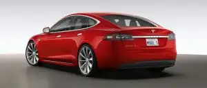 Базовая Tesla Model S 60