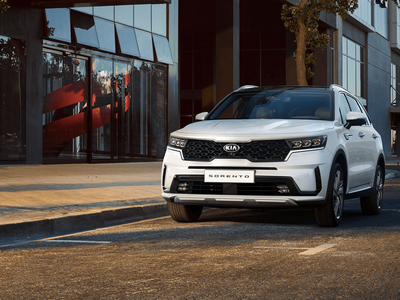 Kia начинает производство нового Sorento Hybrid Kia начинает производство нового Sorento Hybrid