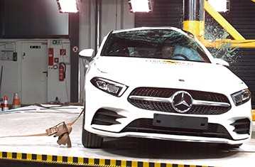 Mercedes-Benz A-Class получил награду от Euro NCAP