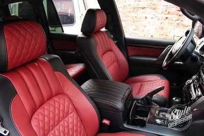 Настройте кожаные сиденья и обивку автомобиля с помощью Auto Image