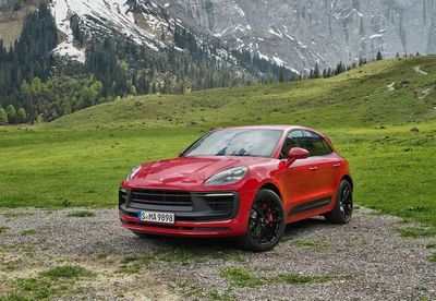 Porsche представляет обновленный Macan